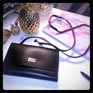 Kate spade ♠️ crossbody hot pink and black